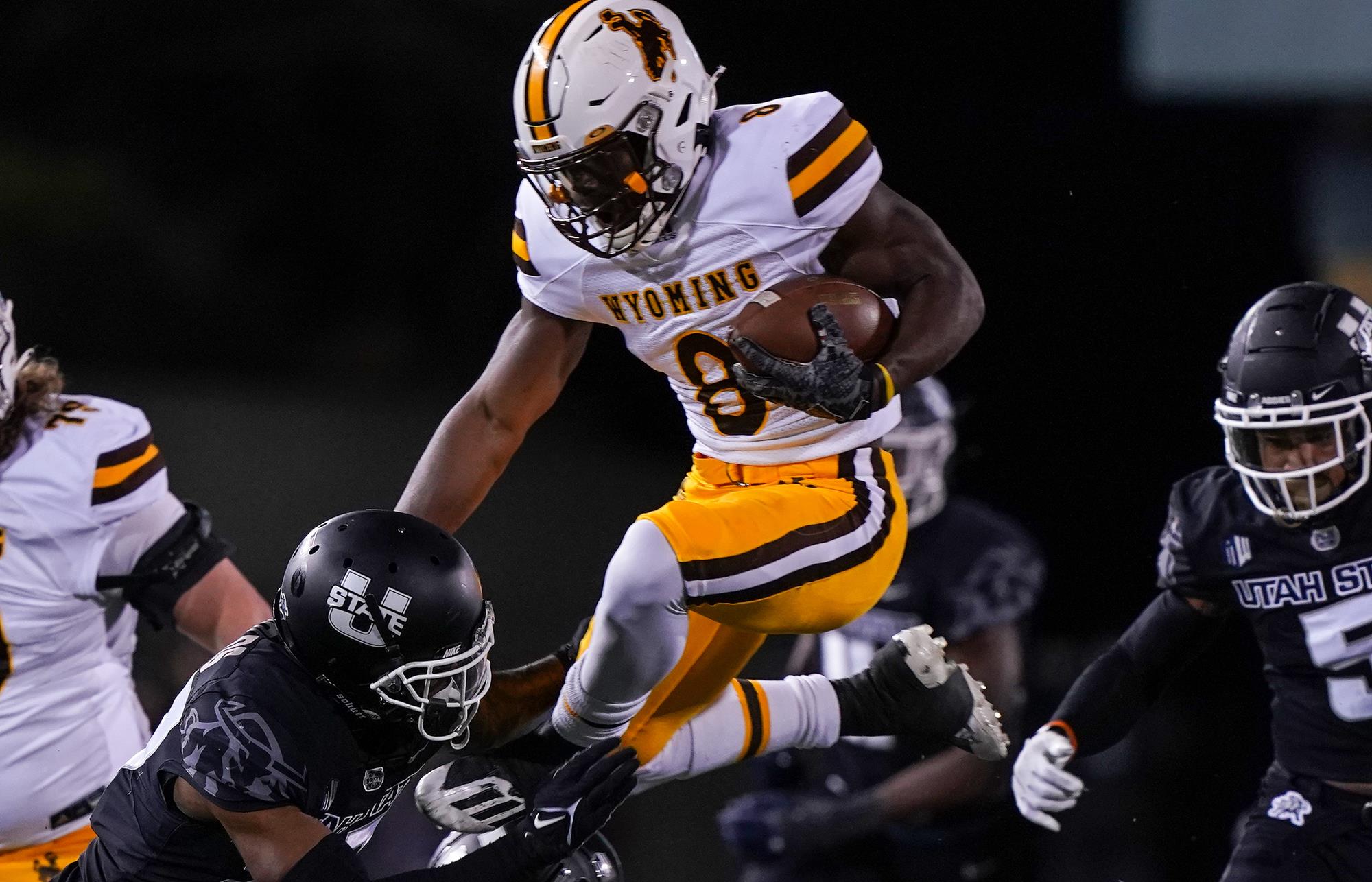Showboats Add Former Wyoming Running Back Titus Swen, Waive Another