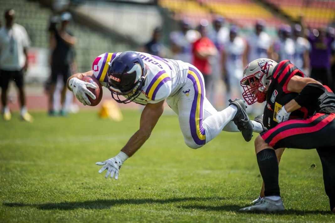 Vienna Vikings Earn the First Playoff Berth in Week 9