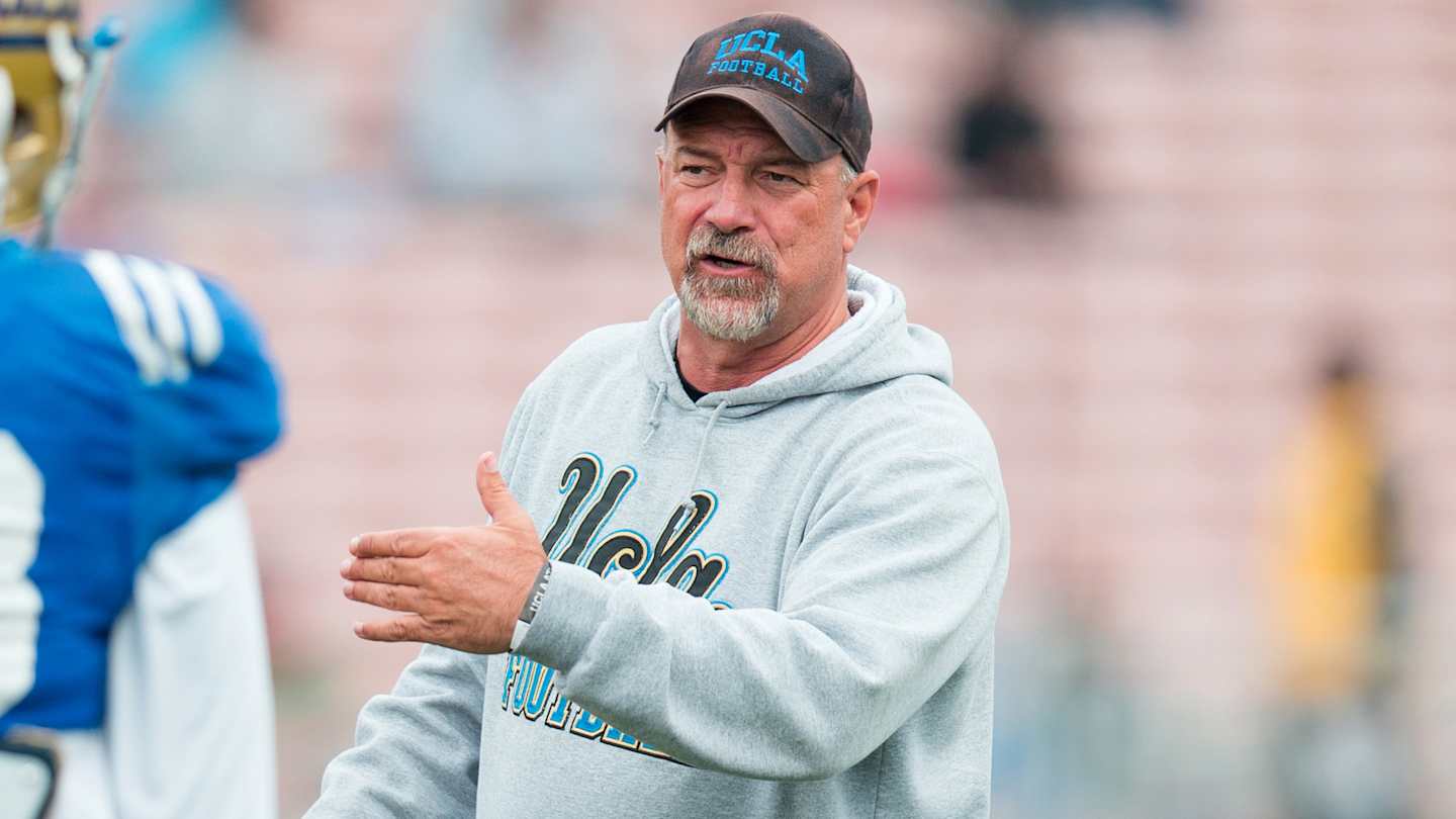 Showboats Offensive Coordinator Noel Mazzone joins UCLA staff as Analyst