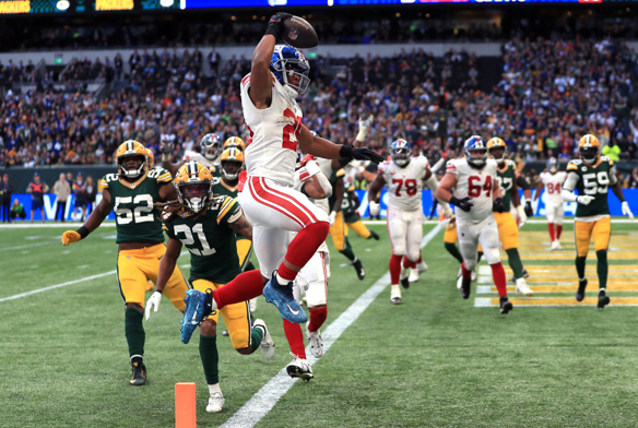 Beyond the Spread: Reading Between the Lines of NFL Odds Movement