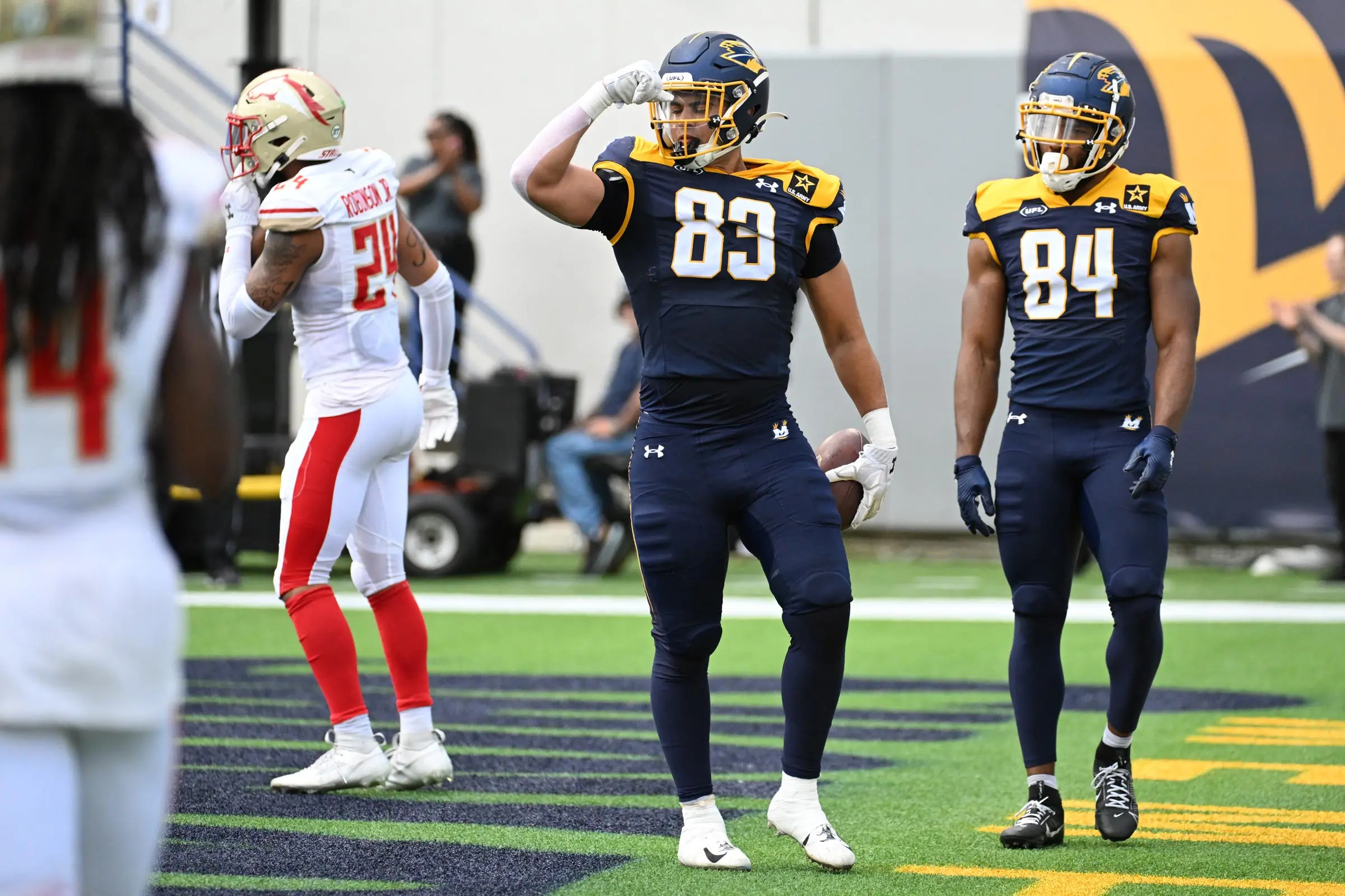 Stallions Steamroll Over Showboats 39-21 On Their Way To A Playoff Berth