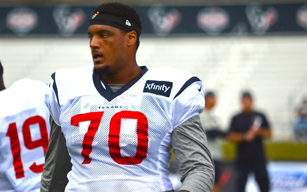 Brahmas offensive tackle Davenport Signs with the Atlanta Falcons