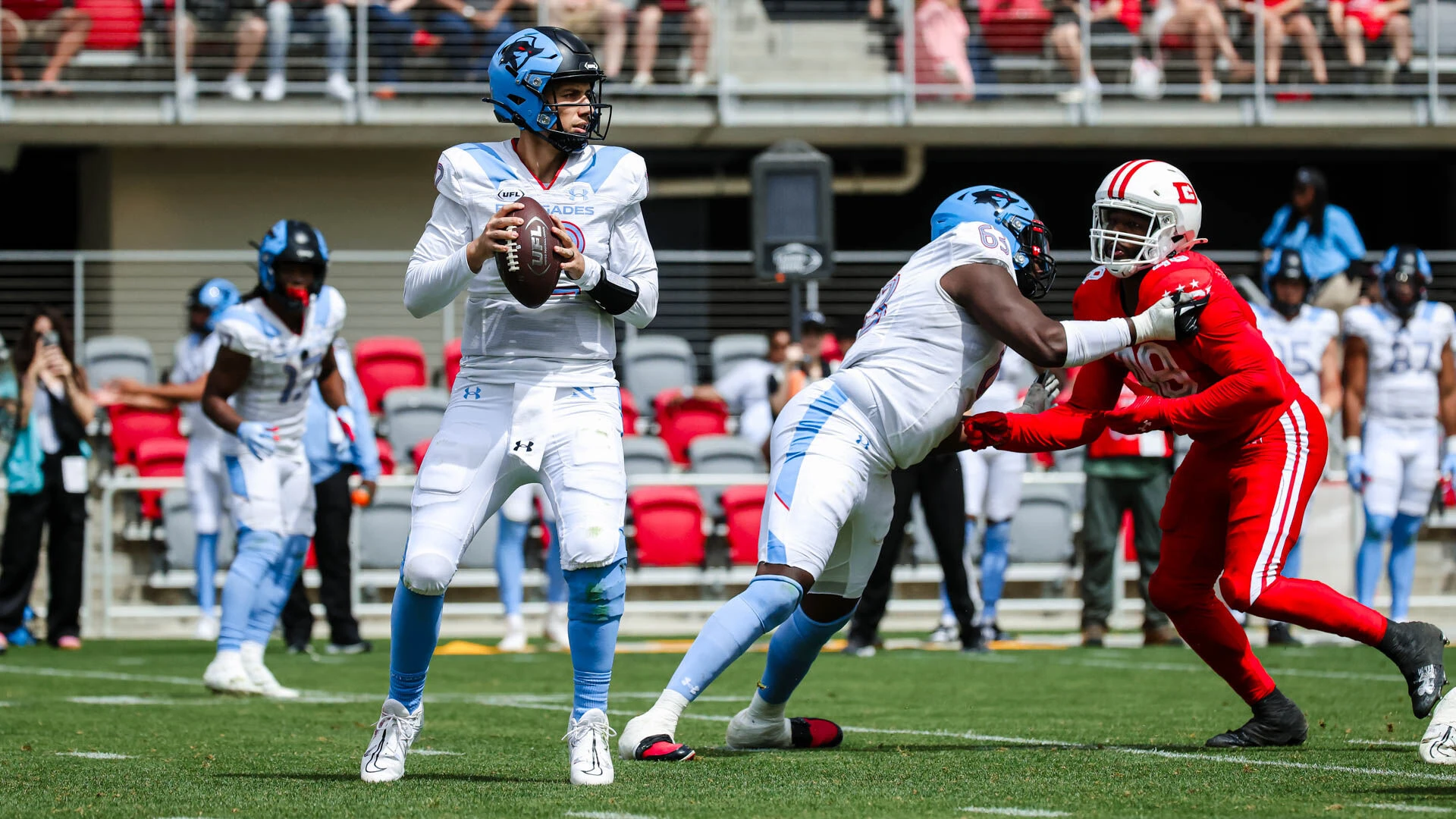 Luis Perez opts to Return for the 8th season in Spring Football