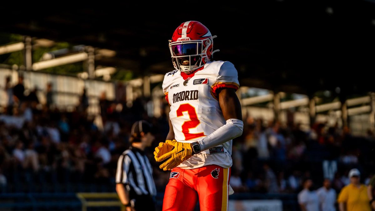 Battlehawks Sign ELF Star WR Aron Cruickshank after ELF season