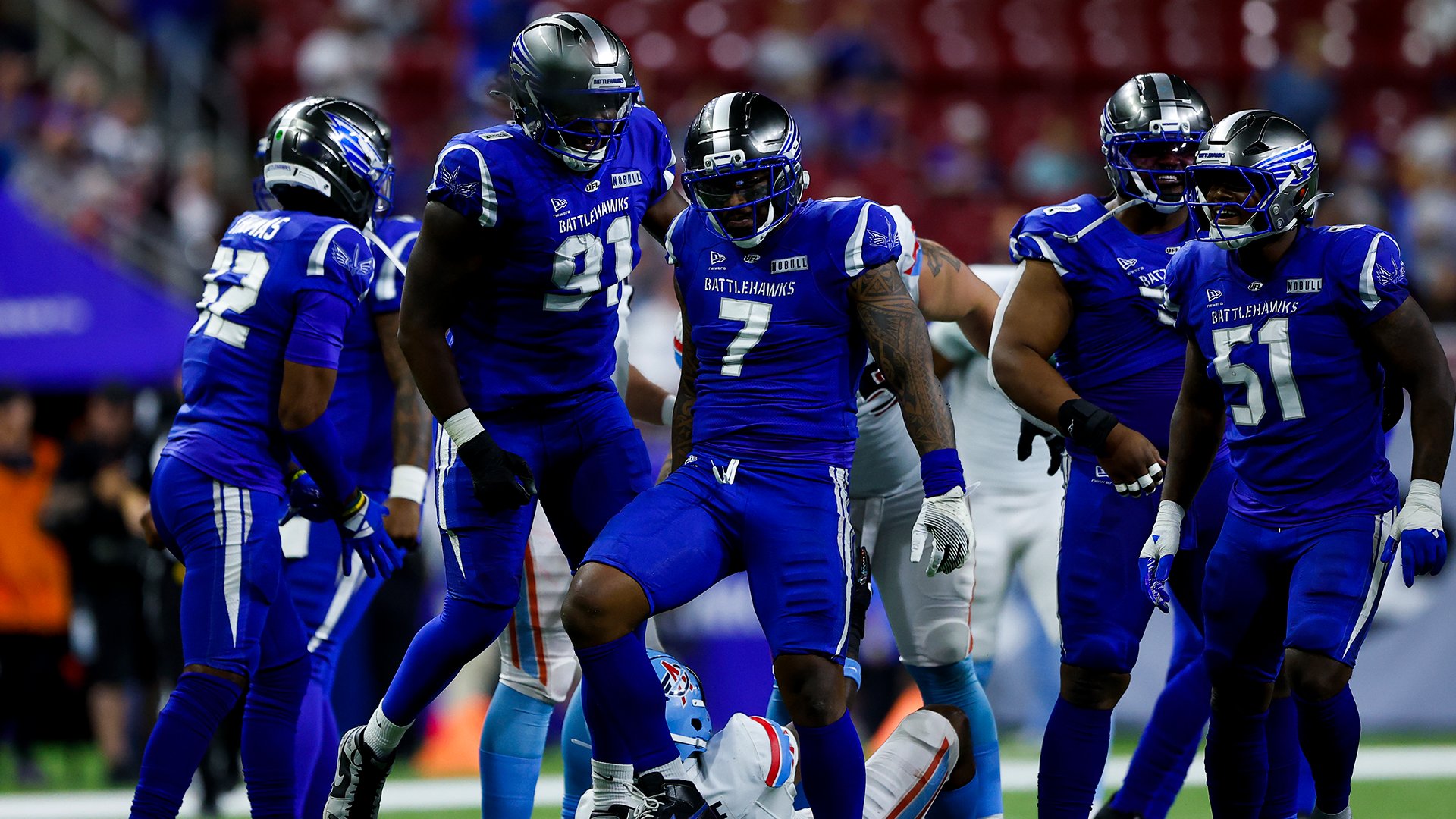 Cam Gill and Pita Taumoepenu Set Milestone as Spring Football's Premiere Pass Rushers in Week Nine